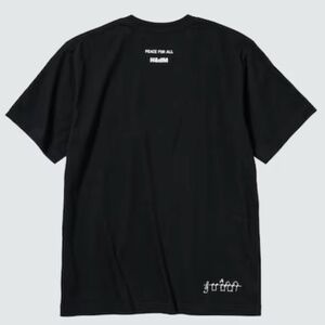 Uniqlo Black Tee - All you need gently worn Herzog & de Meuron